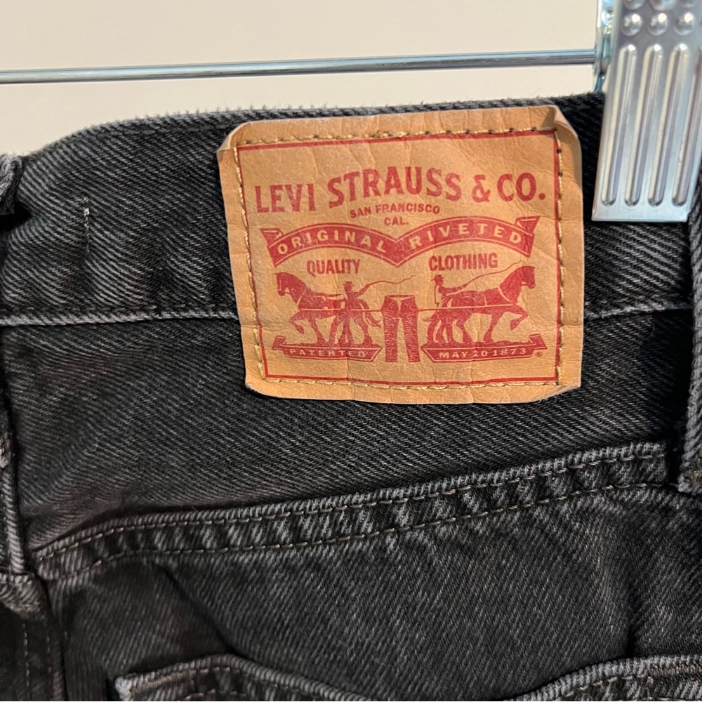 Levi's Women's Black '94 Baggy Jeans - Picture 4 of 8